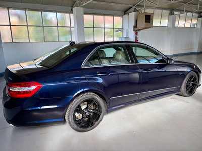 Mercedes-Benz Classe E 350 CDI BlueEFFICIENCY 4M. Avantg. AMG (4)