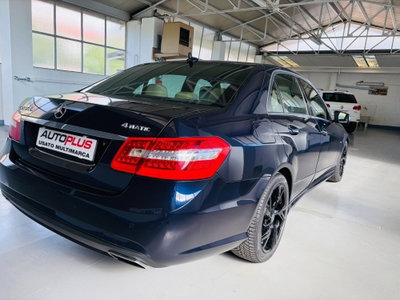 Mercedes-Benz Classe E 350 CDI BlueEFFICIENCY 4M. Avantg. AMG (5)