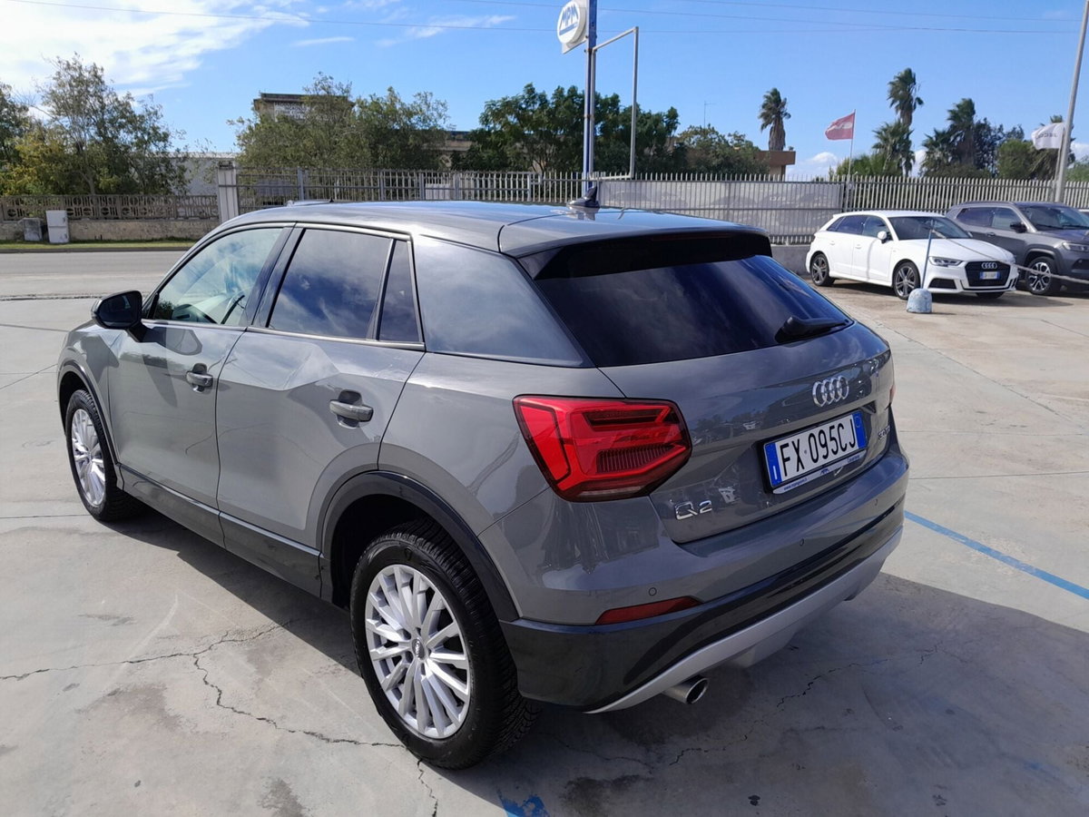 Audi Q2 Q2 30 TDI Business Design (6)