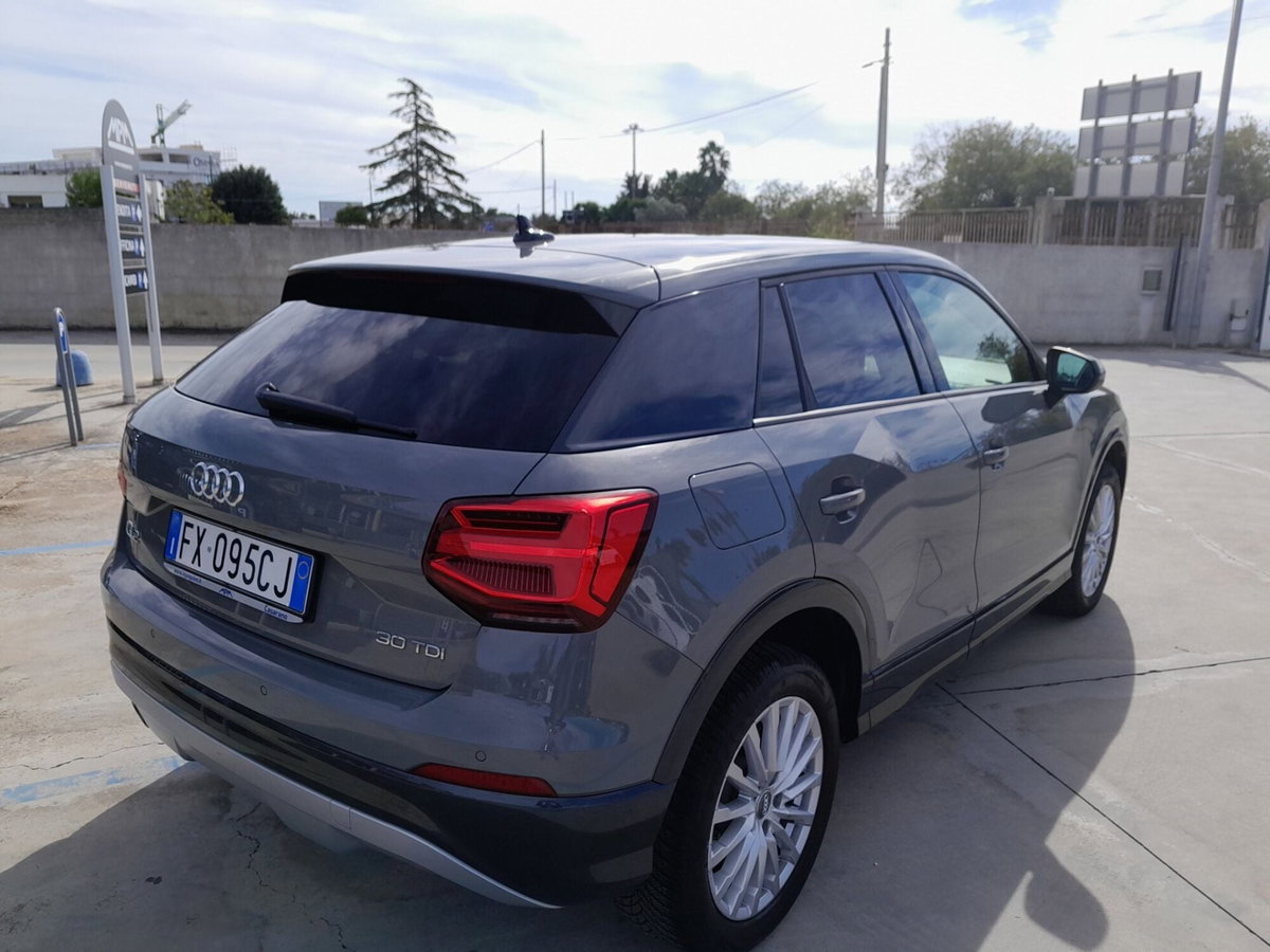 Audi Q2 Q2 30 TDI Business Design (8)