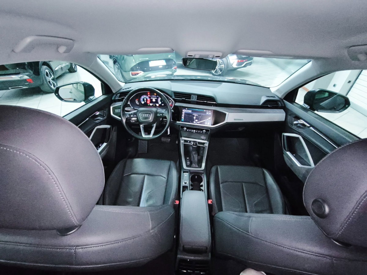 Audi Q3 Sportback 2.0 tdi Business 150cv s-tronic (16)