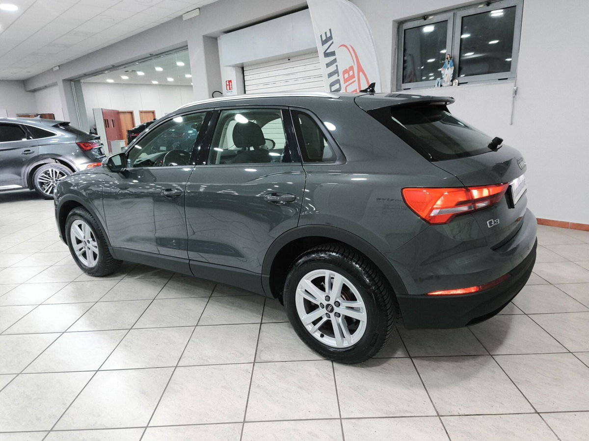 Audi Q3 Sportback 2.0 tdi Business 150cv s-tronic (5)