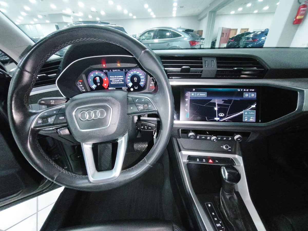 Audi Q3 Sportback 2.0 tdi Business 150cv s-tronic (8)
