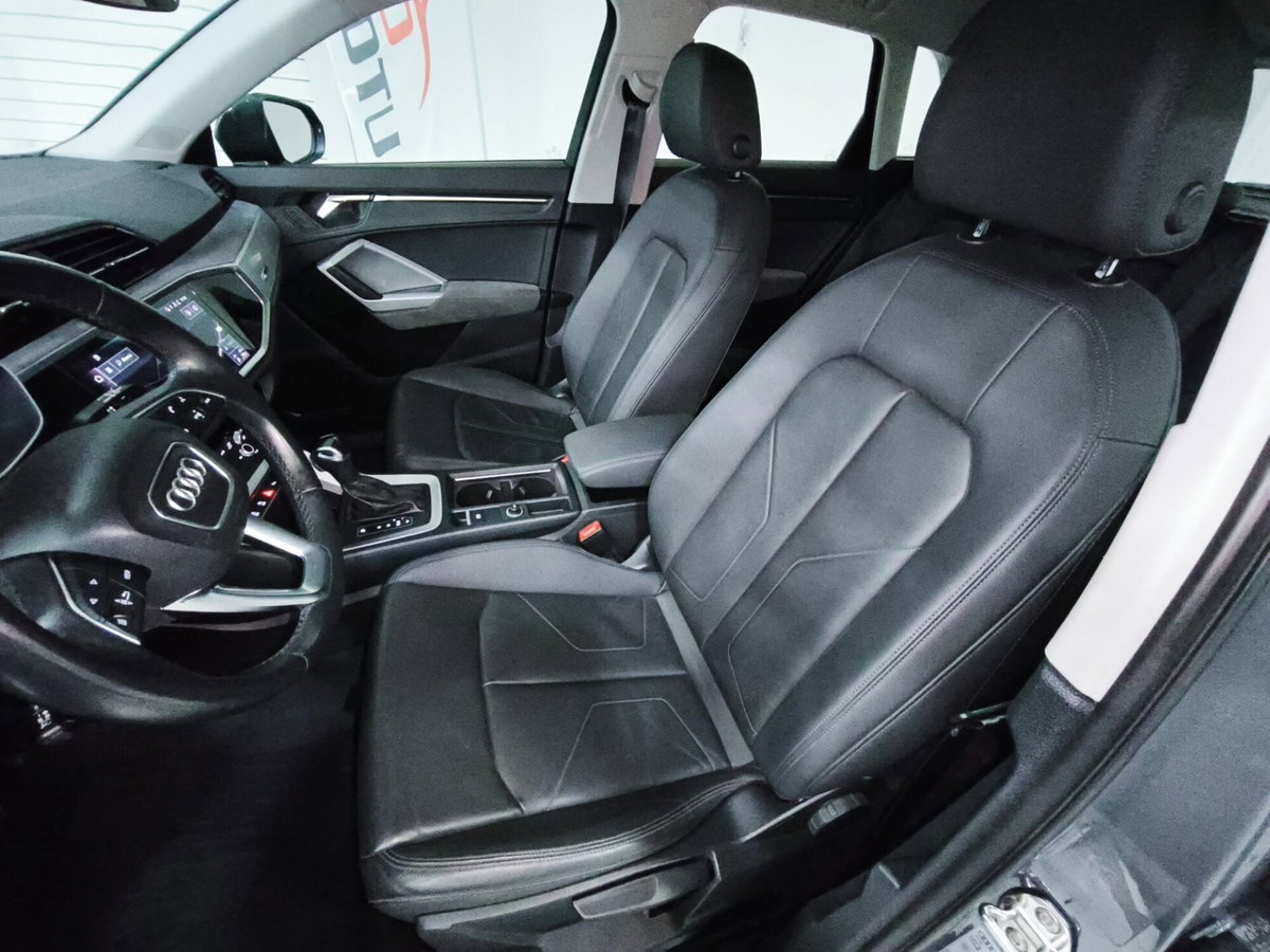 Audi Q3 Sportback 2.0 tdi Business 150cv s-tronic (9)