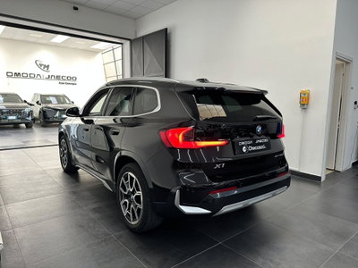 BMW X1 sDrive 18d xLine (4)