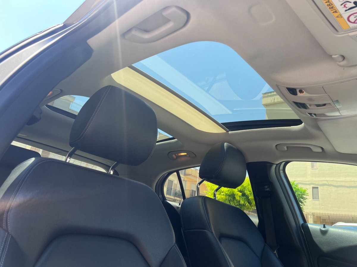 Mercedes-Benz GLA SUV 200 d Automatic Sport (13)