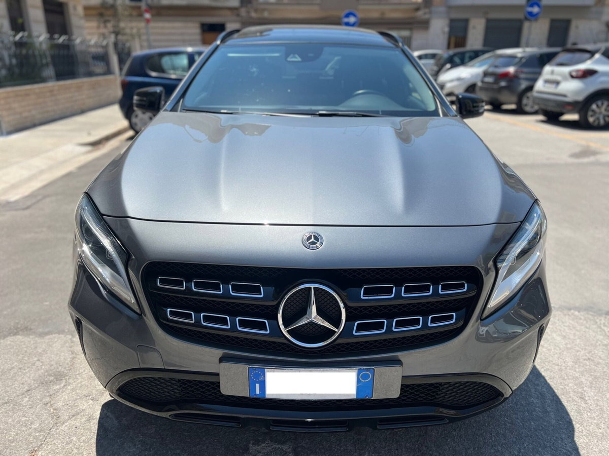 Mercedes-Benz GLA SUV 200 d Automatic Sport (2)