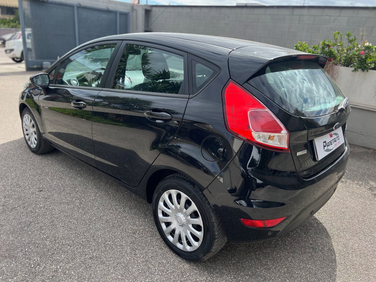 Ford Fiesta 1.5 TDCi 95CV 5 porte Business N1 (5)
