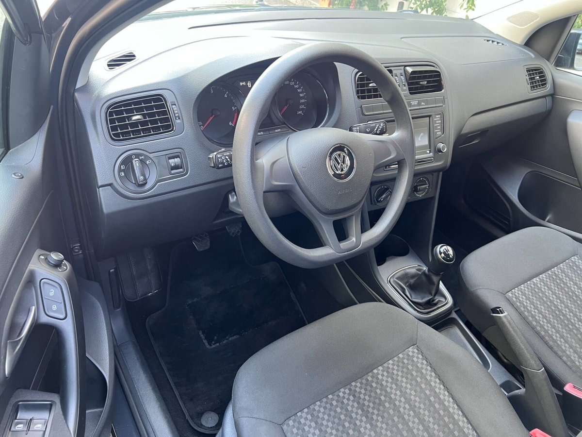 Volkswagen Polo 1.4 TDI 5p. Trendline BlueMotion Technology (9)
