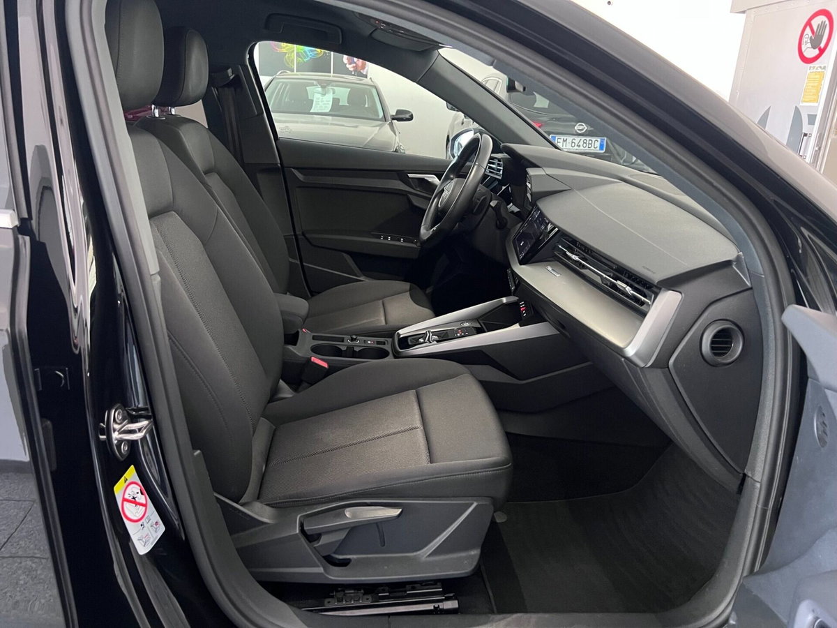 Audi A3 Sportback 30 TDI S tronic Business Advanced (12)