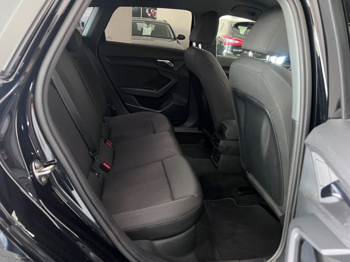 Audi A3 Sportback 30 TDI S tronic Business Advanced (14)