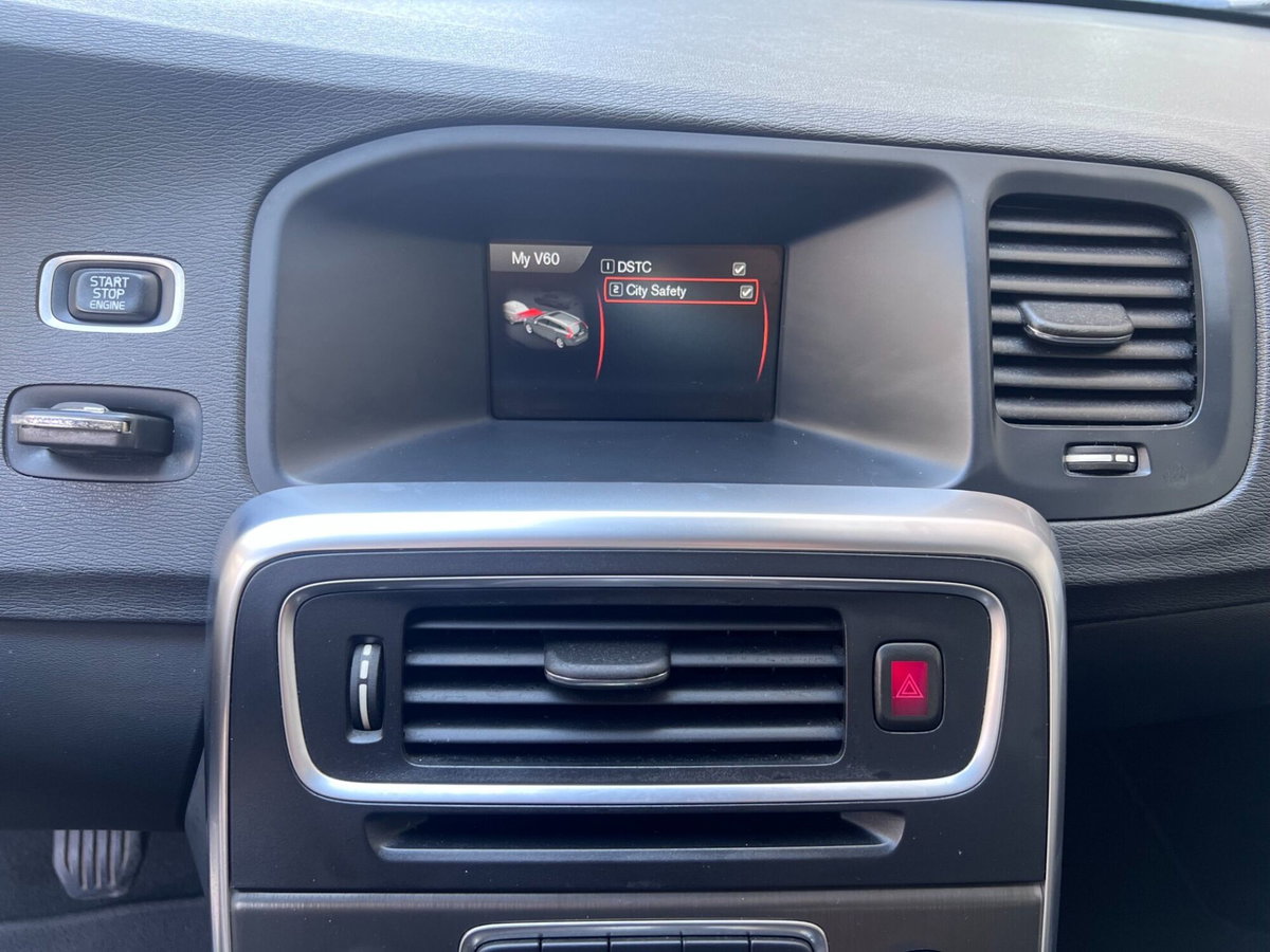 Volvo V60 D2 1.6 Business (16)