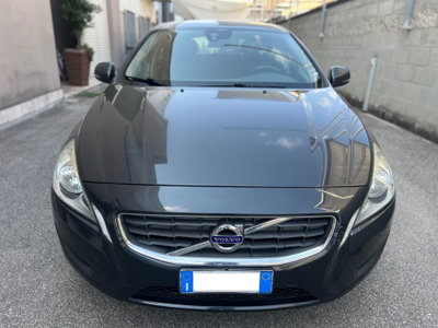 Volvo V60 D2 1.6 Business (2)