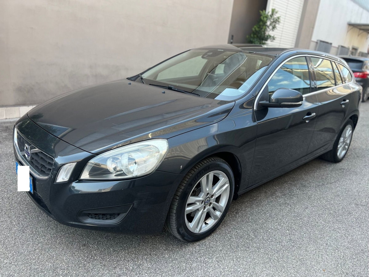 Volvo V60 D2 1.6 Business (3)