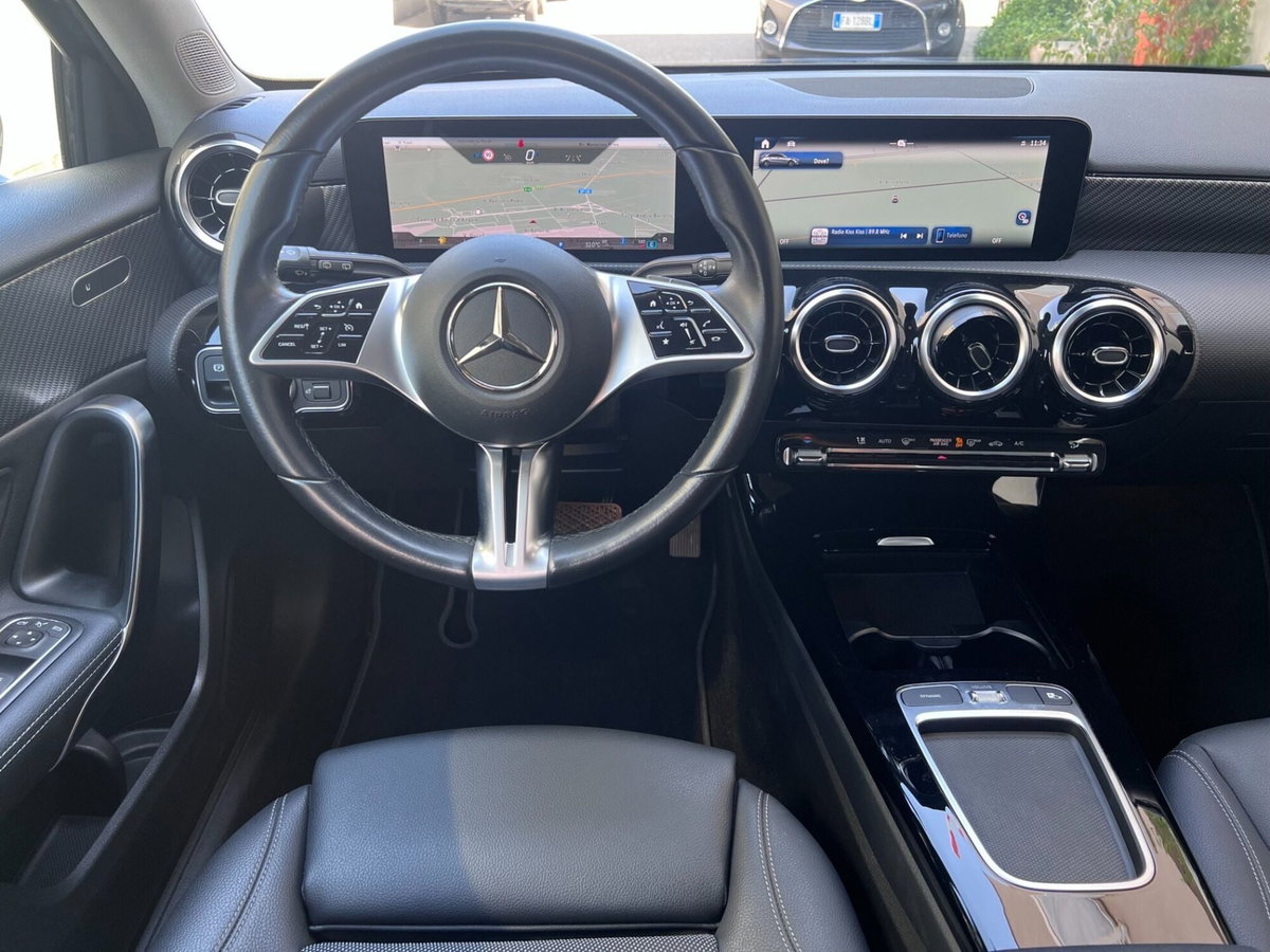 Mercedes-Benz Classe A 180 d Automatic Sport (10)