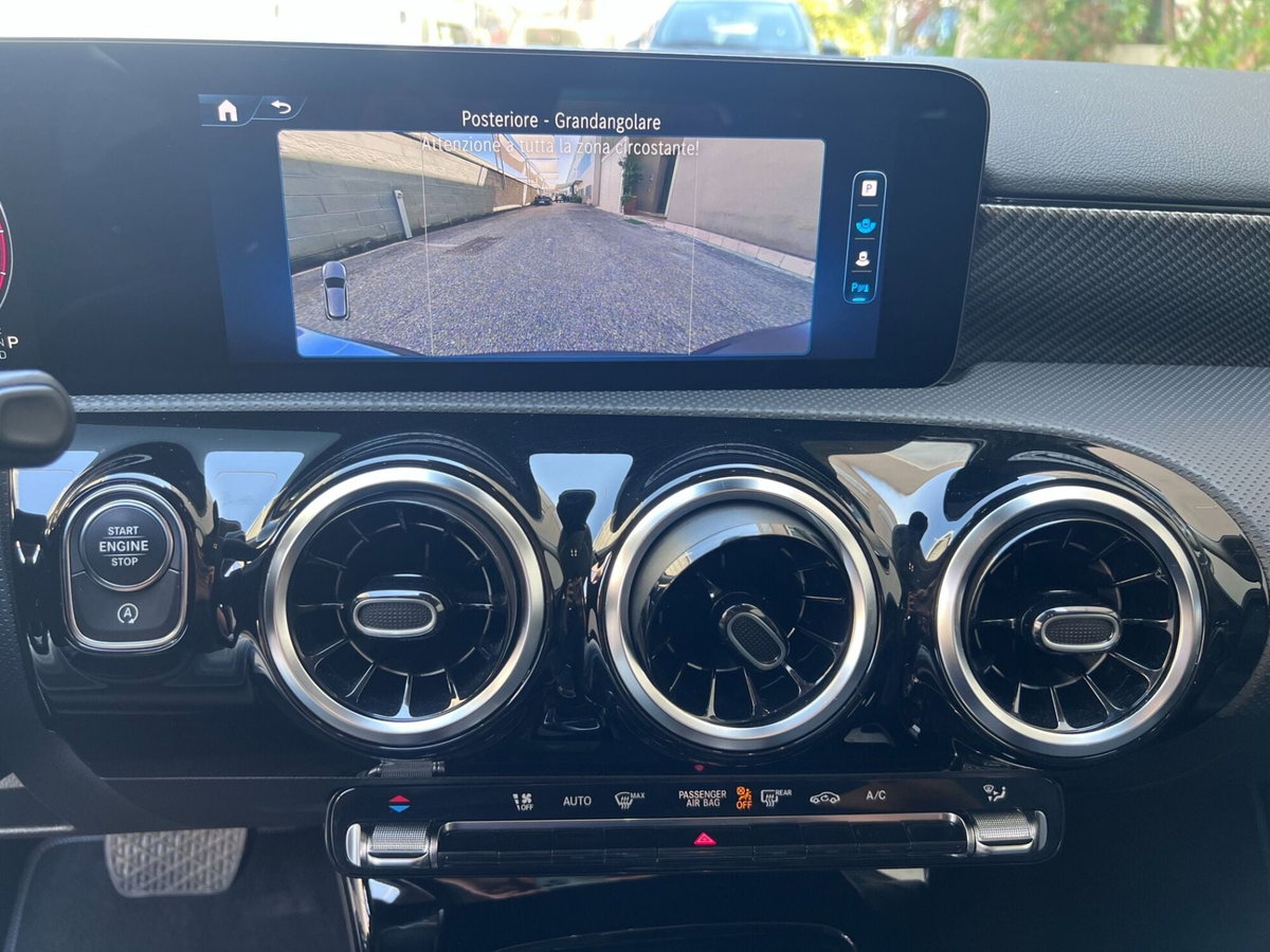 Mercedes-Benz Classe A 180 d Automatic Sport (15)