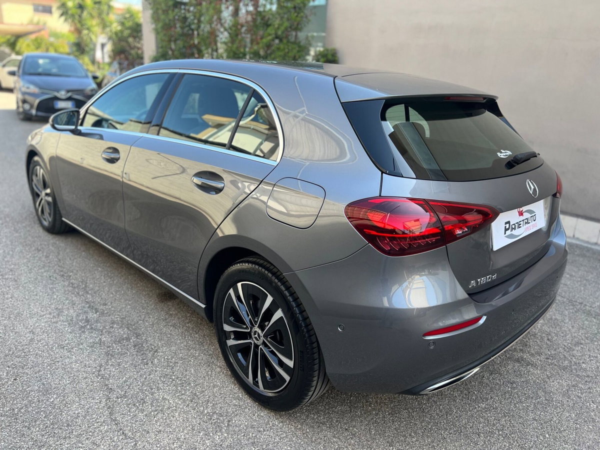 Mercedes-Benz Classe A 180 d Automatic Sport (5)