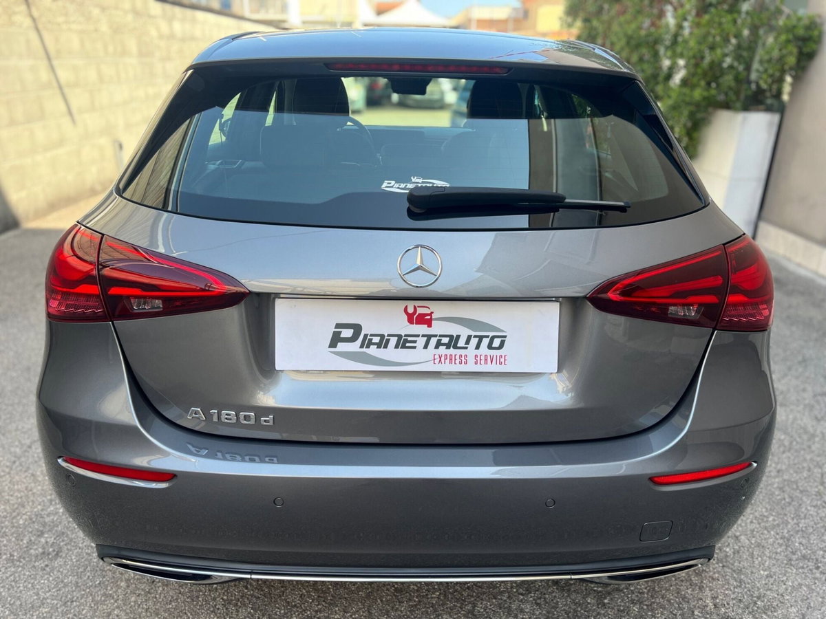 Mercedes-Benz Classe A 180 d Automatic Sport (6)