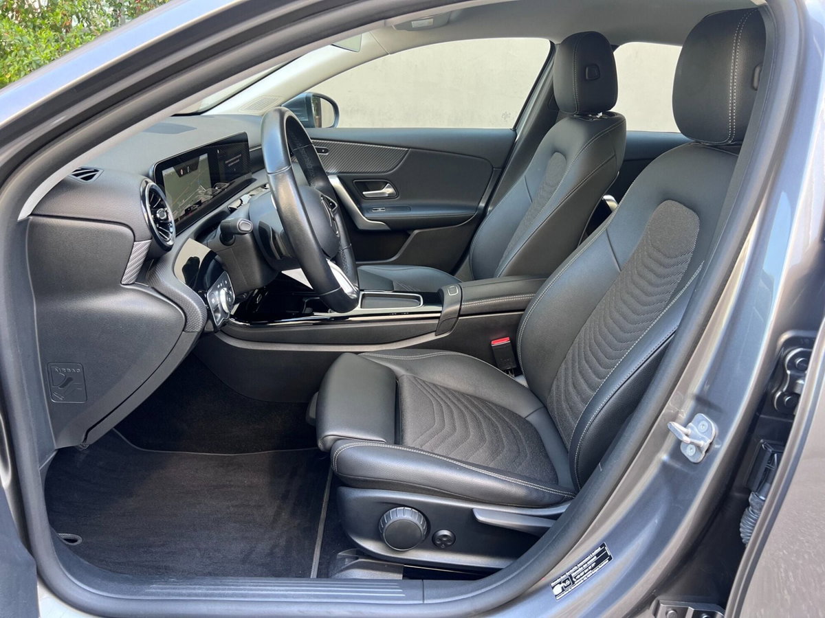Mercedes-Benz Classe A 180 d Automatic Sport (8)
