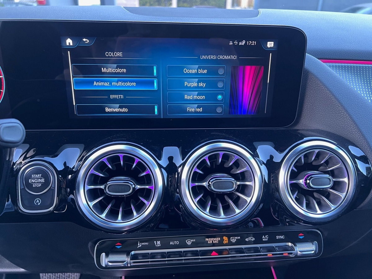 Mercedes-Benz GLA SUV 180 d Automatic Sport Plus (16)