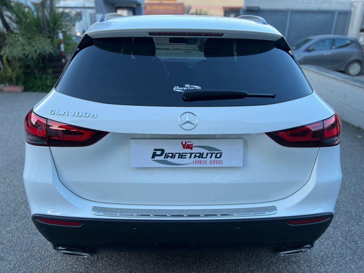 Mercedes-Benz GLA SUV 180 d Automatic Sport Plus (6)