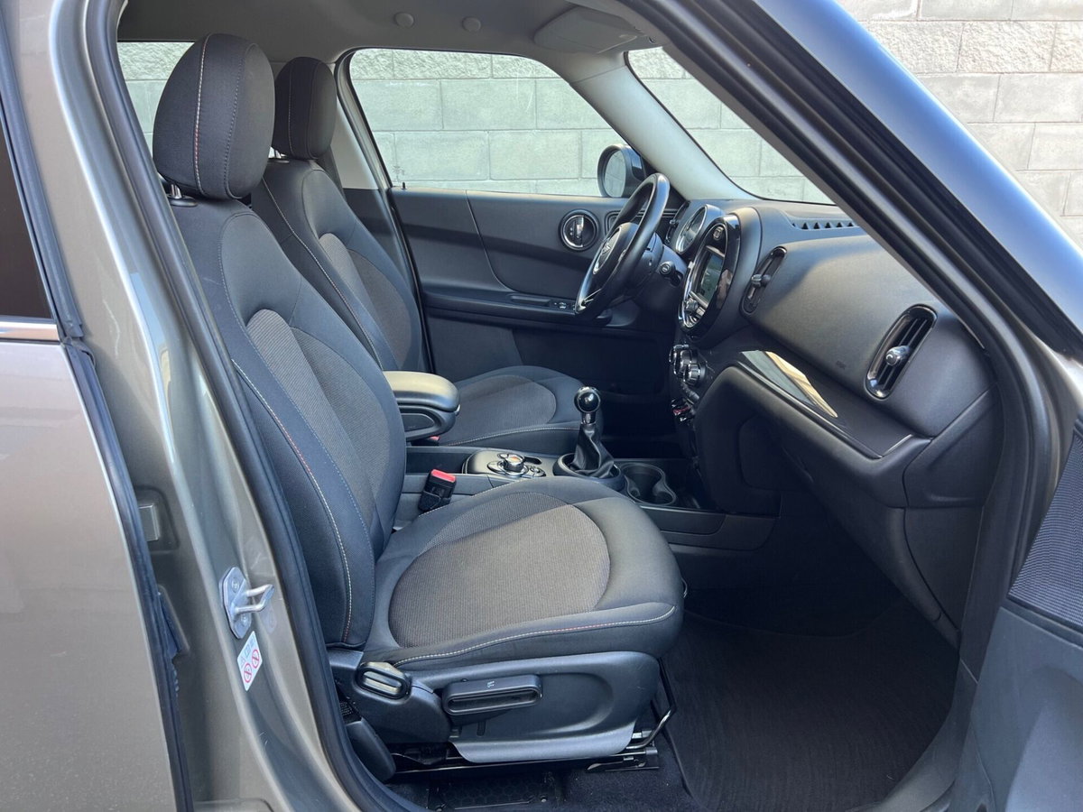 MINI Mini Countryman 1.5 One D Business Countryman (12)