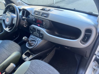 Fiat Panda 1.3 MJT 95 CV S&S 4x4 (11)
