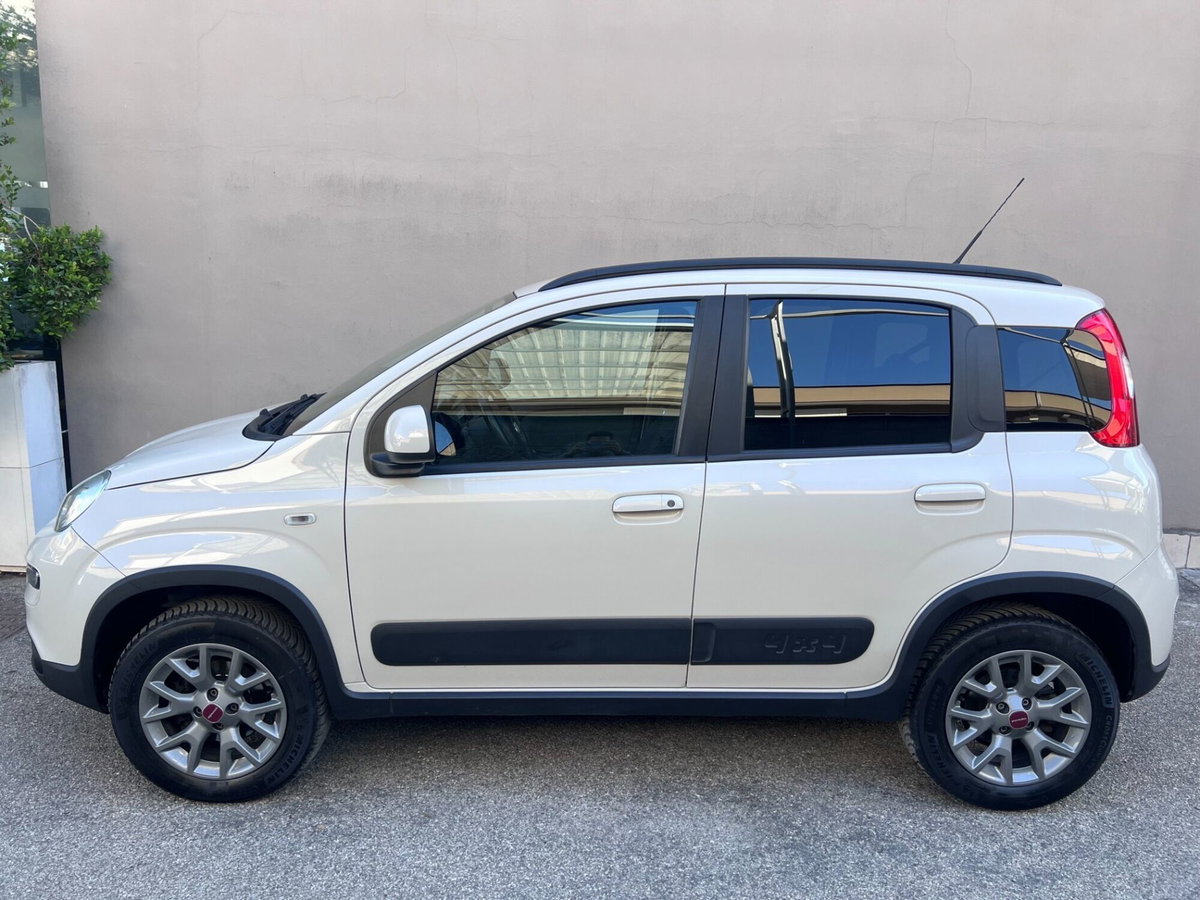 Fiat Panda 1.3 MJT 95 CV S&S 4x4 (4)