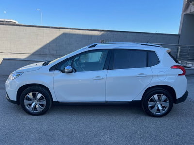 Peugeot 2008 e-HDi 115 CV Stop&Start Allure (4)