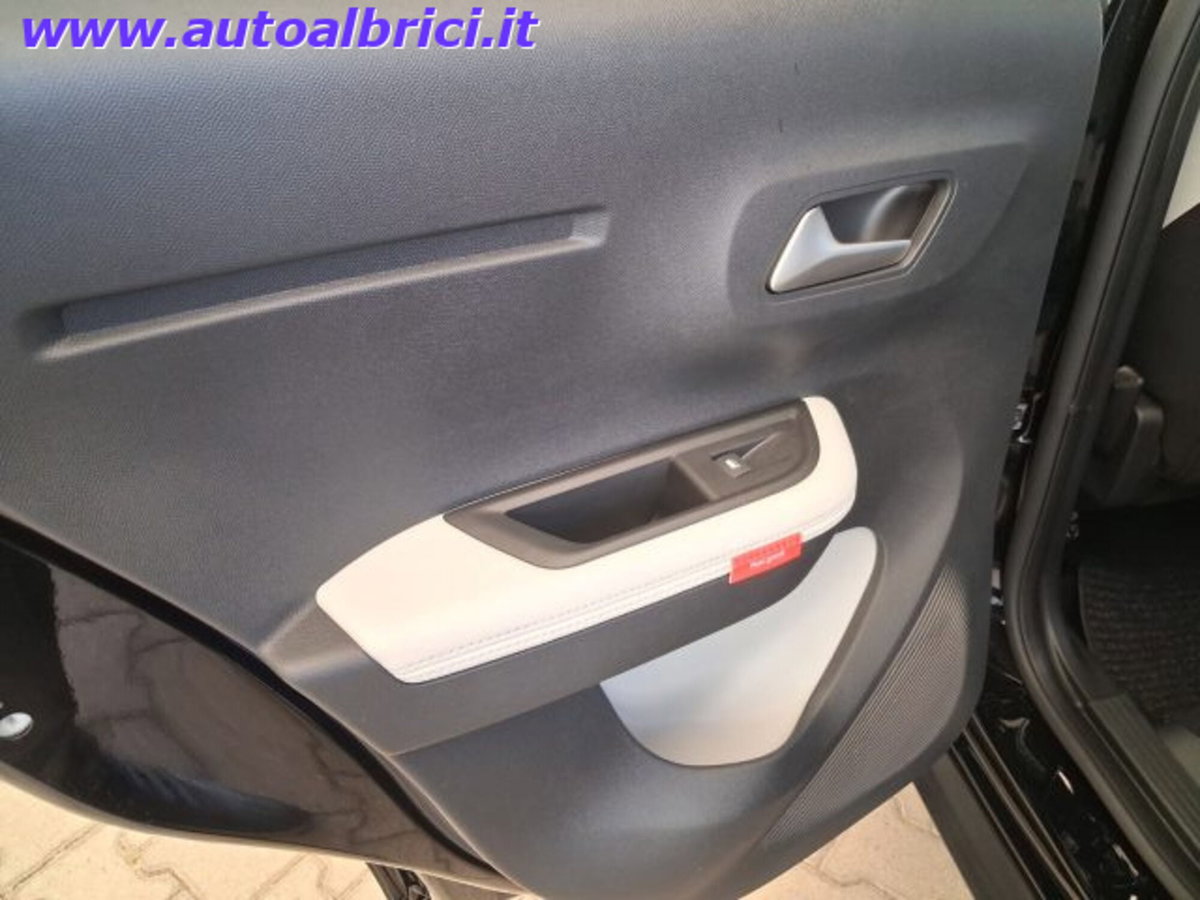 Citroen C3 1.2 turbo Max 100cv s&s (15)