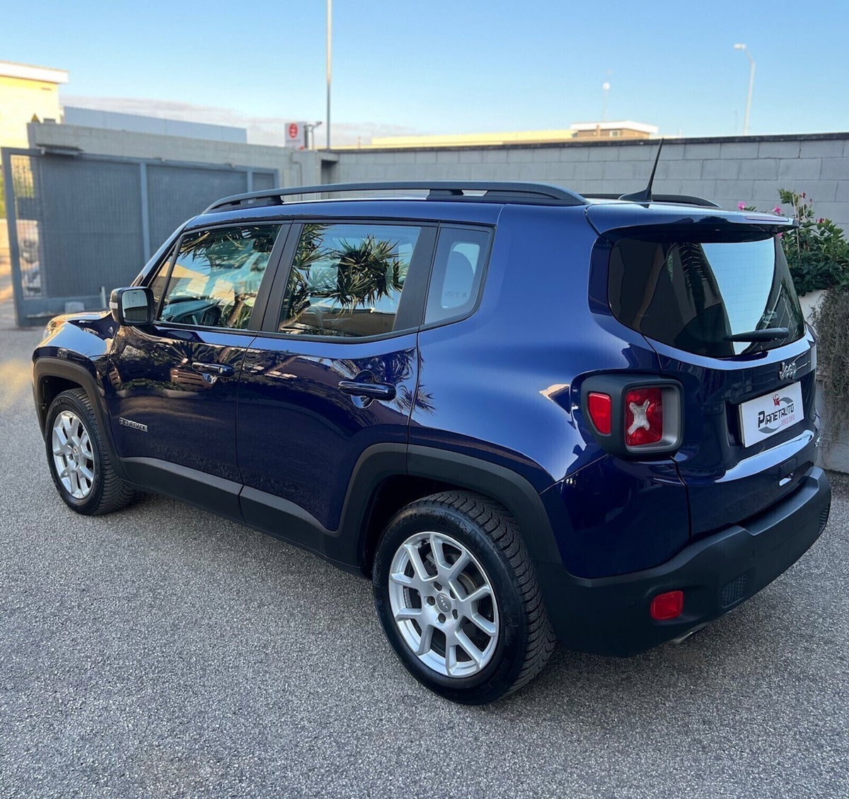 Jeep Renegade 1.6 Mjt DDCT 120 CV Limited (5)