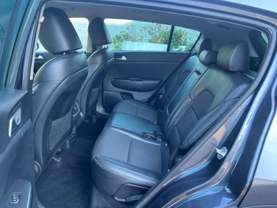 Kia Sportage 1.7 CRDI 2WD Style (14)
