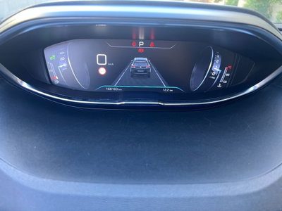 Peugeot 5008 BlueHDi 130 S&S EAT8 Allure (18)