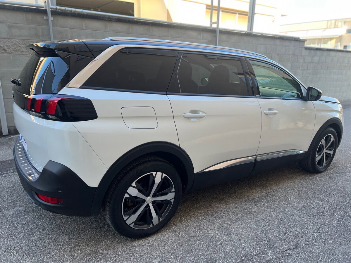 Peugeot 5008 BlueHDi 130 S&S EAT8 Allure (7)