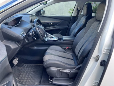 Peugeot 5008 BlueHDi 130 S&S EAT8 Allure (8)