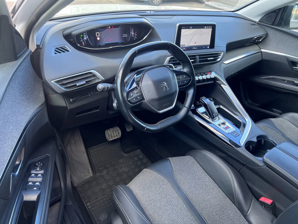 Peugeot 5008 BlueHDi 130 S&S EAT8 Allure (9)