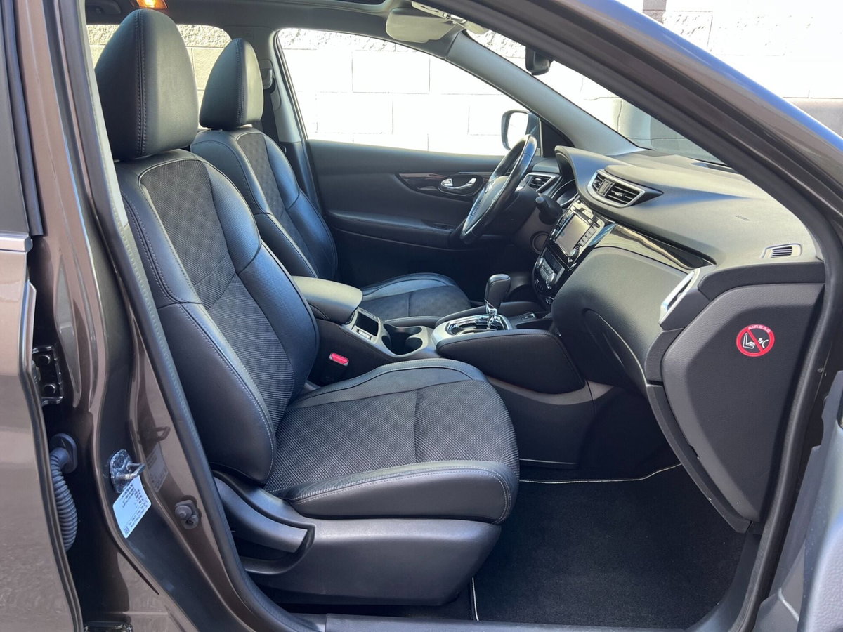 Nissan Qashqai 1.6 dCi 2WD Tekna (12)
