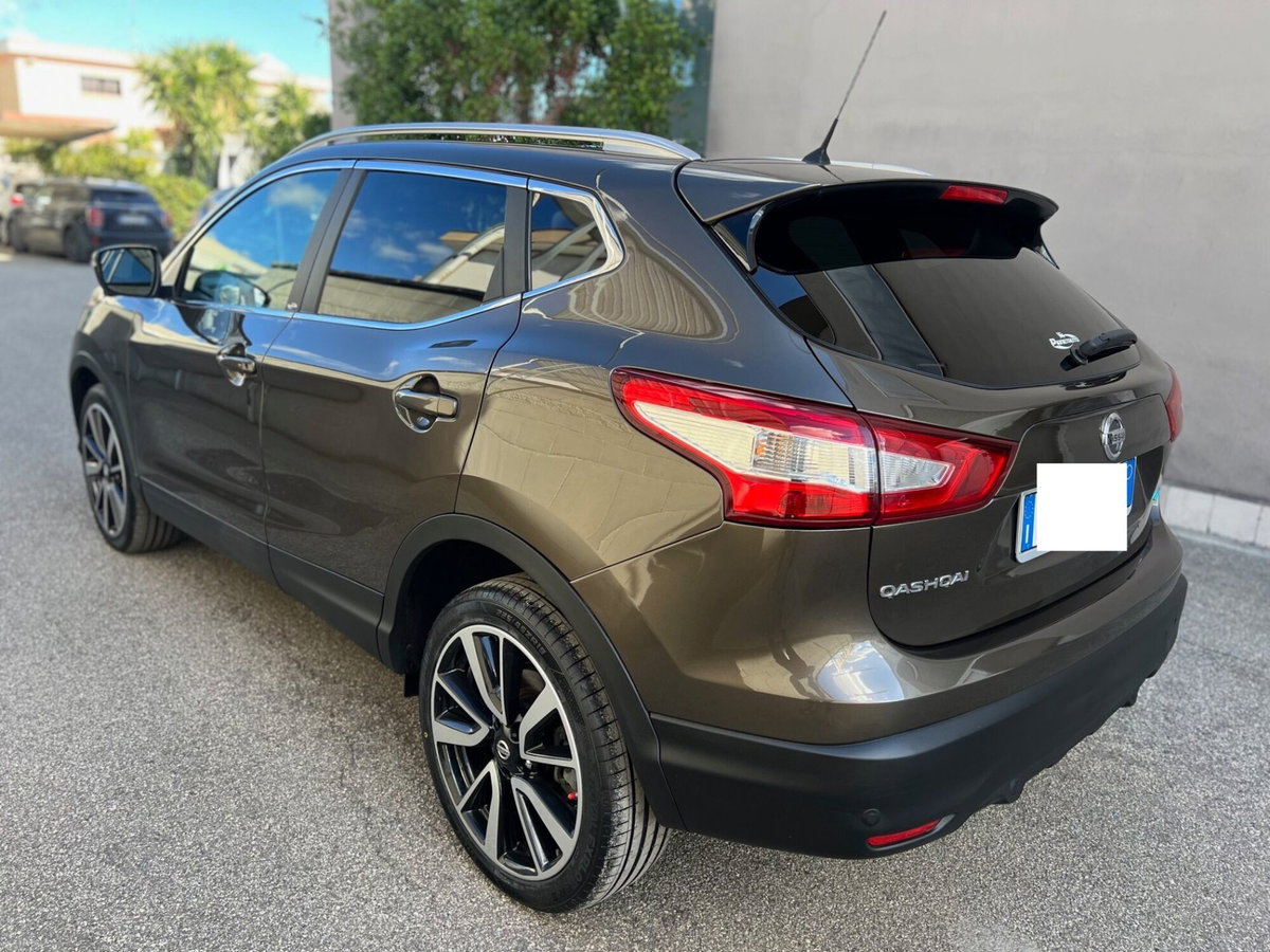 Nissan Qashqai 1.6 dCi 2WD Tekna (5)