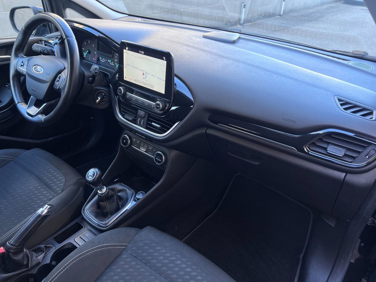 Ford Fiesta 1.5 TDCi 5 porte Titanium (11)