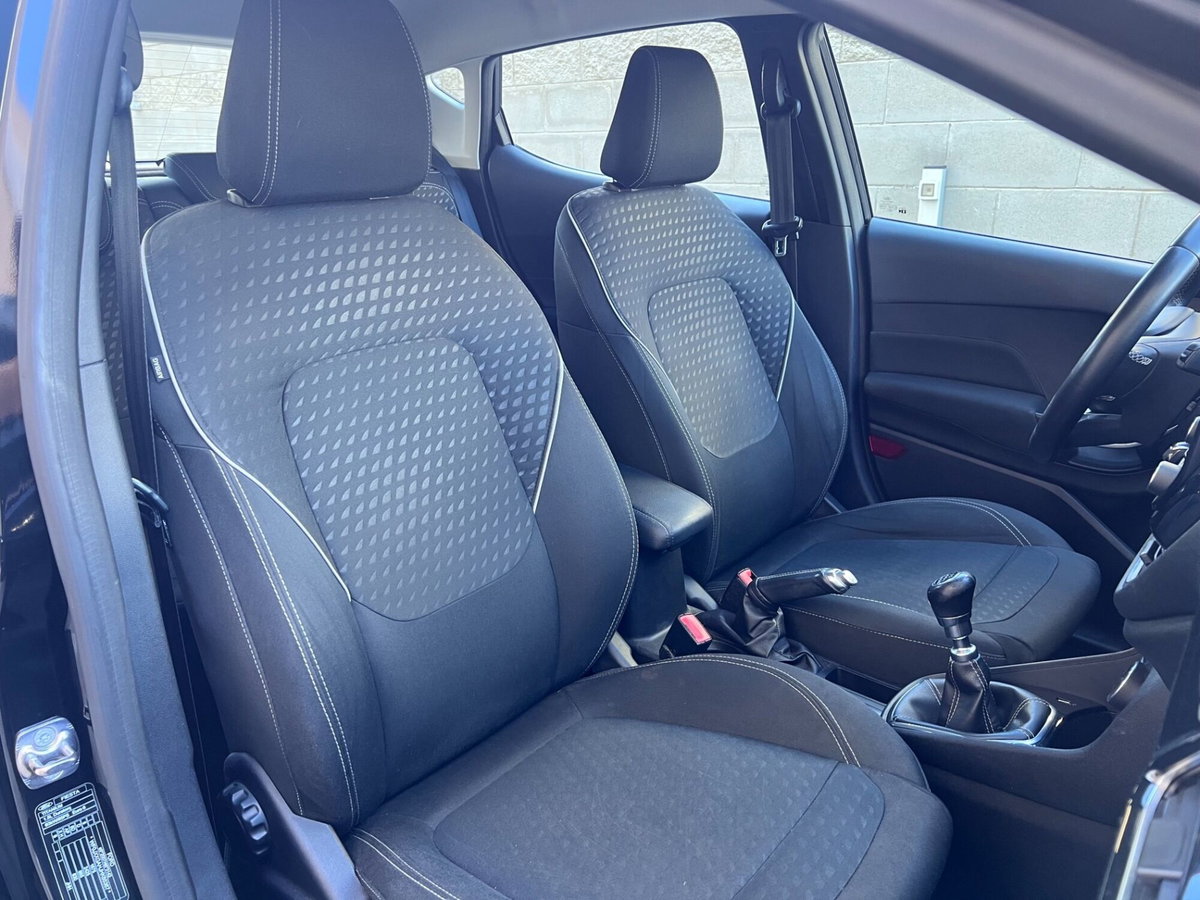 Ford Fiesta 1.5 TDCi 5 porte Titanium (13)