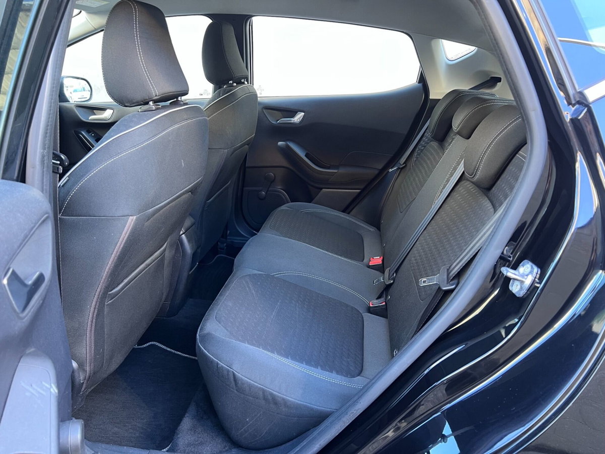 Ford Fiesta 1.5 TDCi 5 porte Titanium (14)