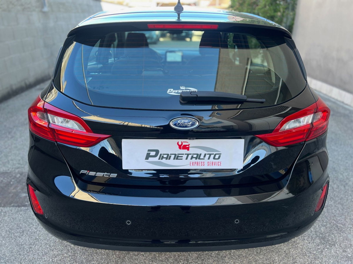 Ford Fiesta 1.5 TDCi 5 porte Titanium (6)