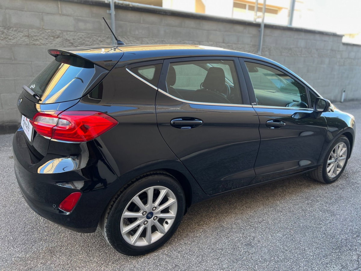 Ford Fiesta 1.5 TDCi 5 porte Titanium (7)