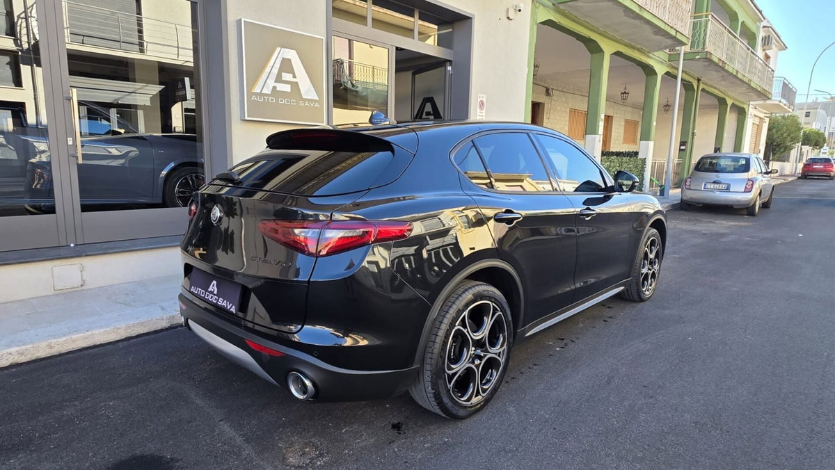 Alfa Romeo Stelvio Stelvio 2.2 Turbodiesel 210 CV AT8 Q4 Executive (4)