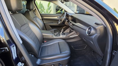 Alfa Romeo Stelvio Stelvio 2.2 Turbodiesel 210 CV AT8 Q4 Executive (8)