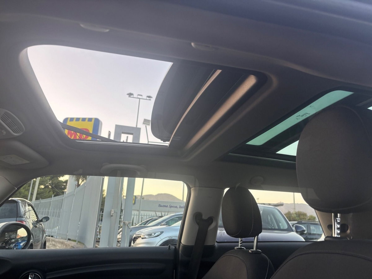 MINI Mini Paceman 1.6 Cooper D Paceman (16)