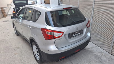 Suzuki S-Cross 1.6 DDiS Style (8)
