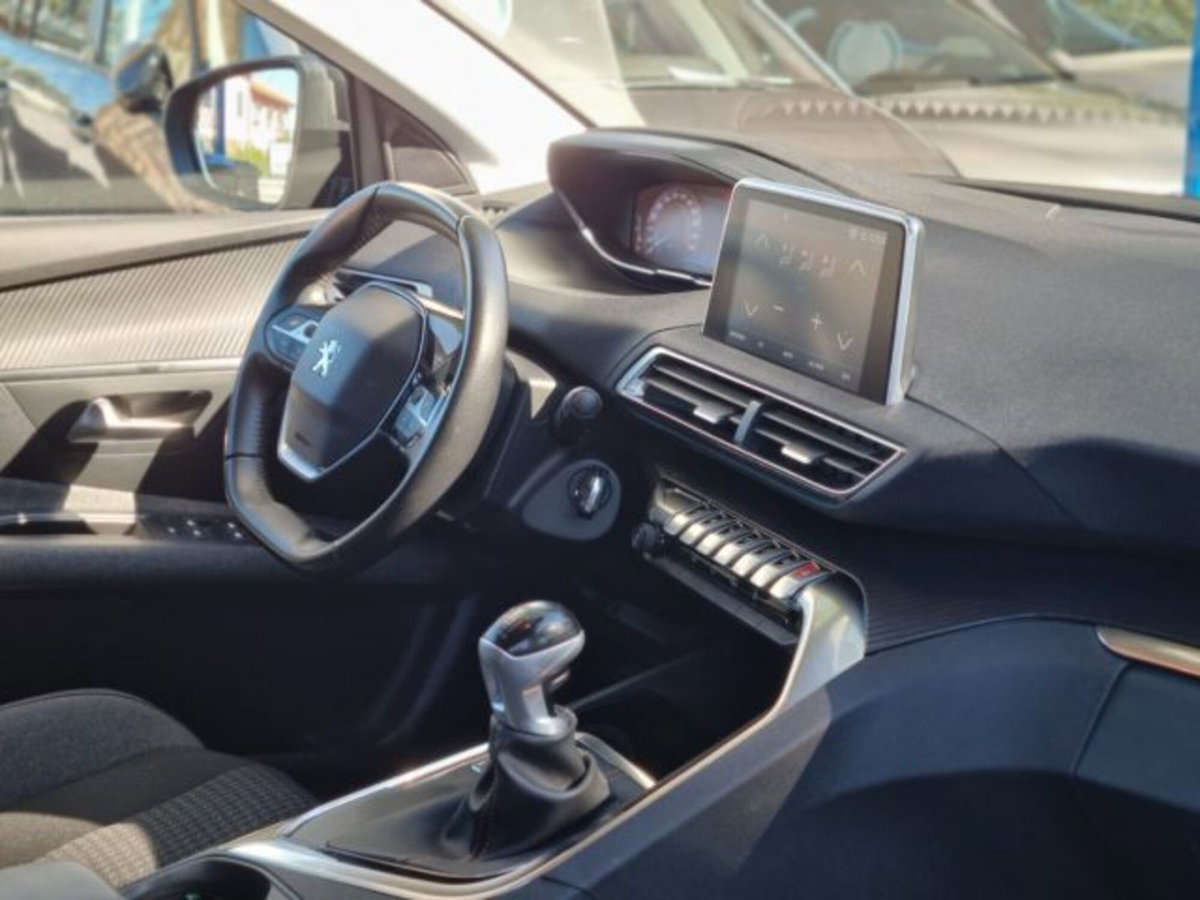 Peugeot 3008 PureTech Turbo 130 S&S Active Pack (14)