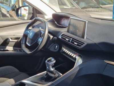 Peugeot 3008 PureTech Turbo 130 S&S Active Pack (14)