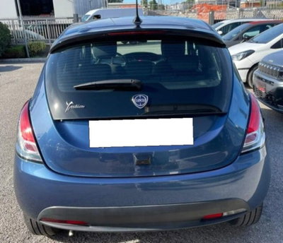 Lancia Ypsilon 1.2 69 CV 5 porte GPL Ecochic Alberta Ferretti (6)